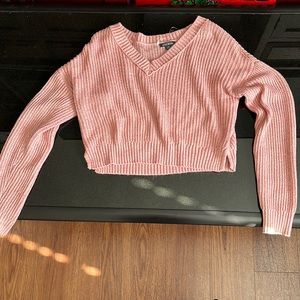 Knitted long sleeve crop top